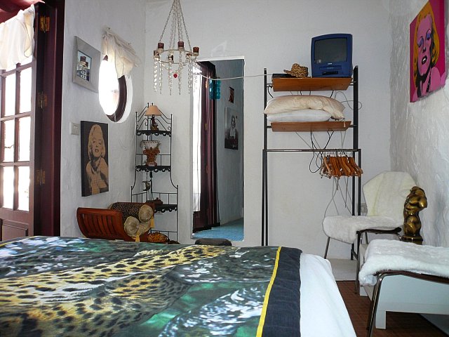 Schlafzimmer 1